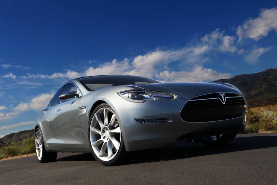  Tesla Model S Alpha 2011 года  (фото 16 из 17)